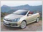 - Opel Astra TwinTop 2.0